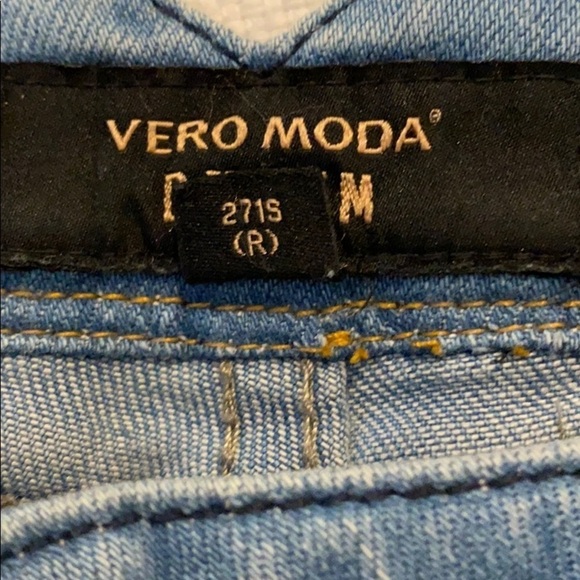 Vero Moda Light Wash Straight Leg Blue Jeans 0 - Picture 7 of 13